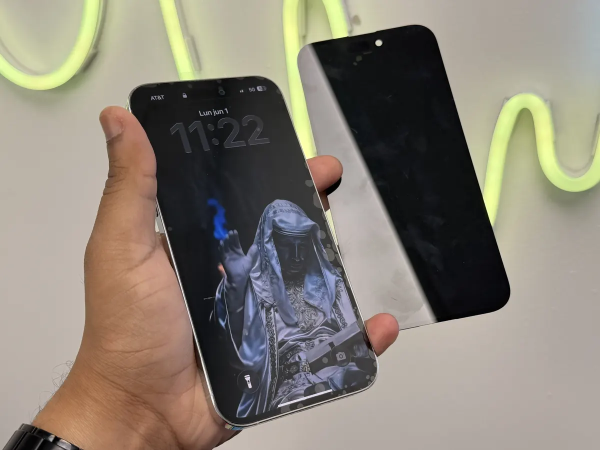 iPhone Screen Swap